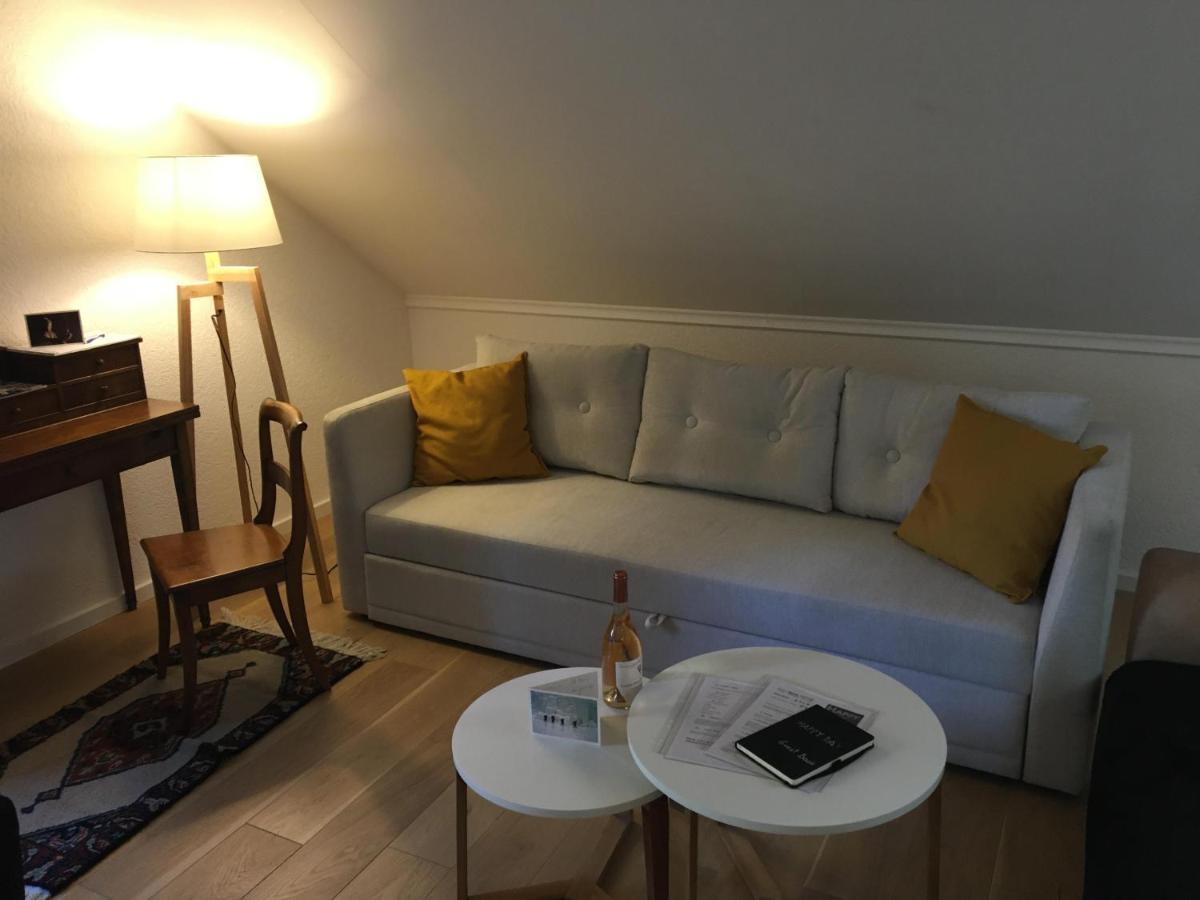 Charmante Maison Villageoise 5 Personnes Happyday Neuchatel Saint-Blaise Exterior photo