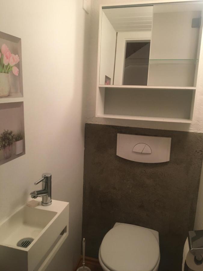 Charmante Maison Villageoise 5 Personnes Happyday Neuchatel Saint-Blaise Exterior photo